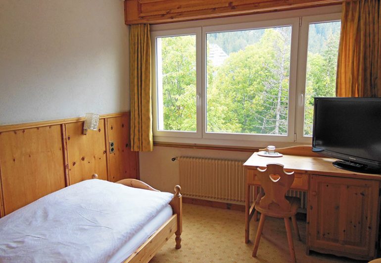 Single Room – North Side